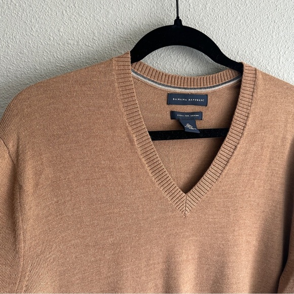Men's Banana Republic Extra Fine Merino Wool Tan Sweater XL - Picture 4 of 12
